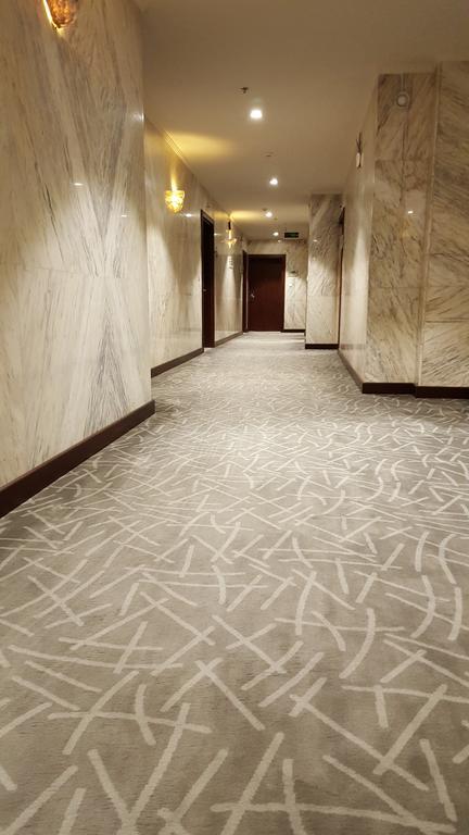 Burj Alhayat Hotel Suites Olaya Рияд Екстериор снимка